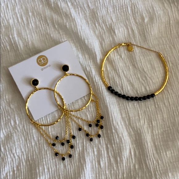 Gorjana Bracelet. Gold and Black Onyx *Only selling bracelet*